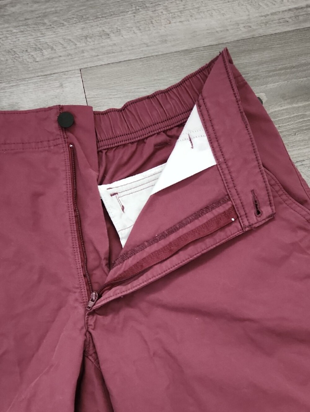 Wrangler Outdoors Flat Front Shorts 4 Pocket D-Ring Maroon Mens Size 34 - Picture 6 of 15